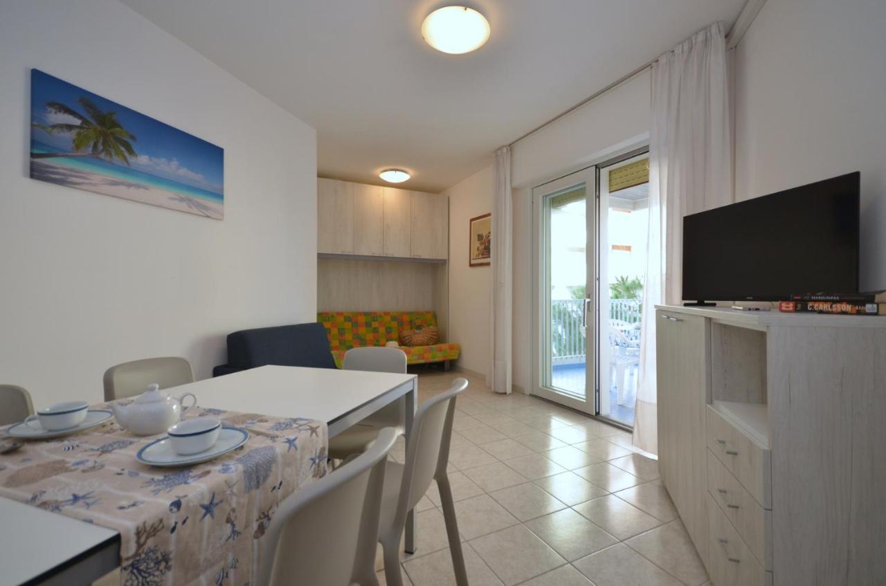 Appartamento Residenza Marco Polo Lignano Sabbiadoro Esterno foto